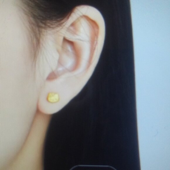 💲3⃣▶ Hello Kitty Earring Studs - Picture 2 of 3